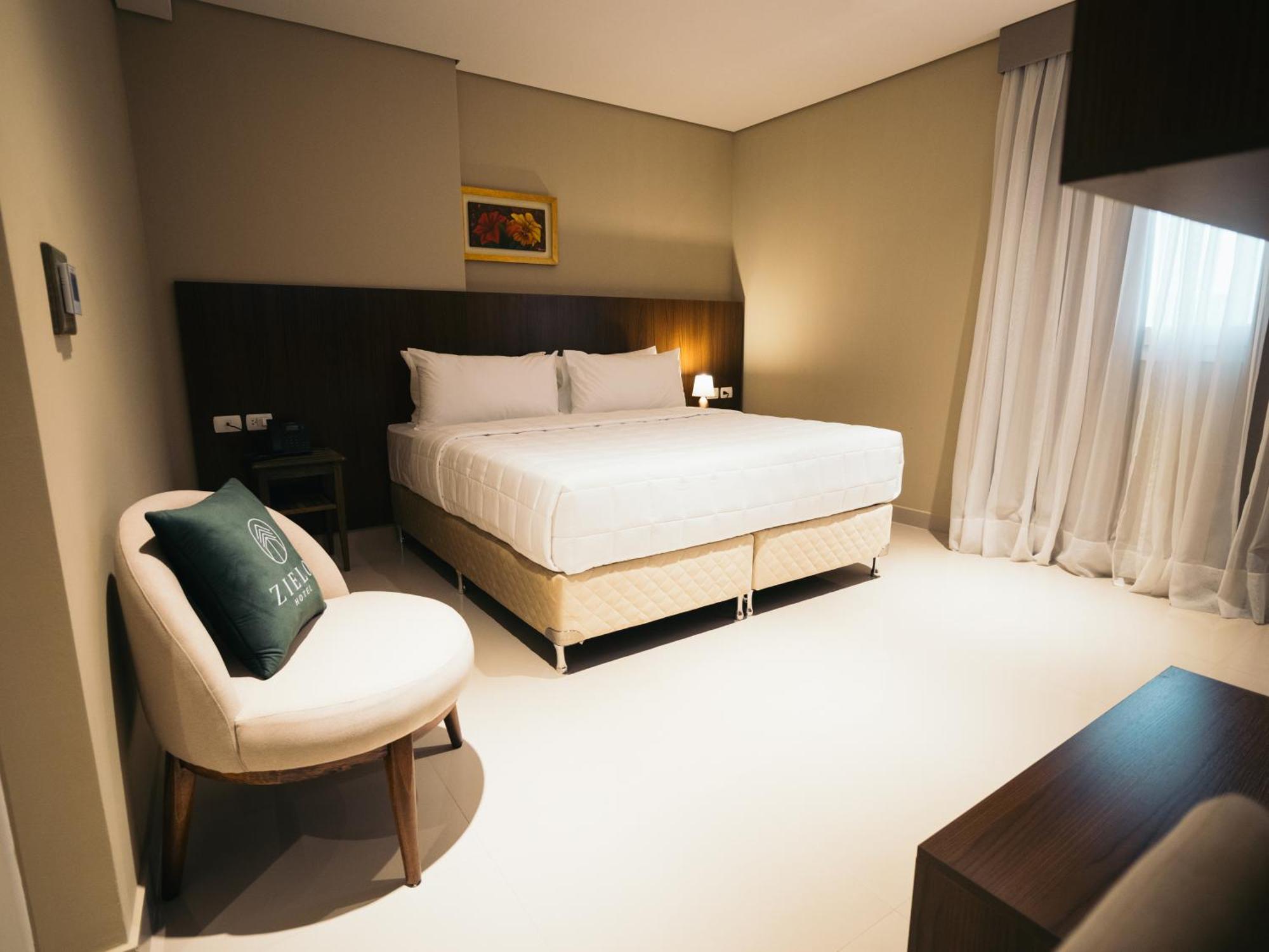 Zielo Hotel Asuncion Exterior photo